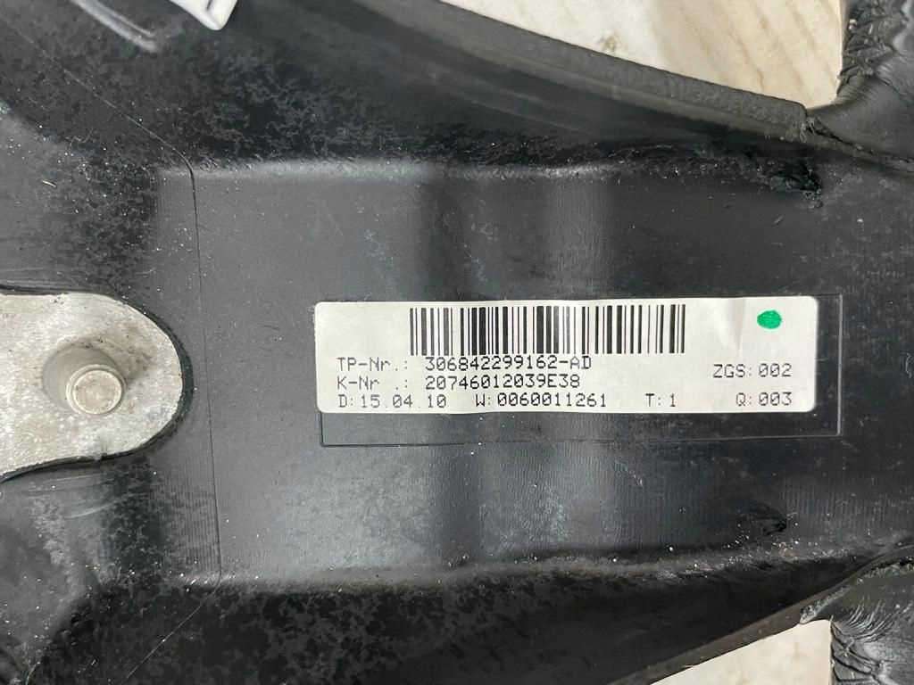 фото №7, Mercedes e w212 amg воздуховод подушка подушка безопасности лепестки переключения a2074601203