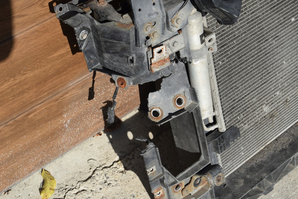 фото №5, Infiniti fx 35 fx 45 fx 50 fx 30d qx70 pas перед радиатор orginał 3.0d