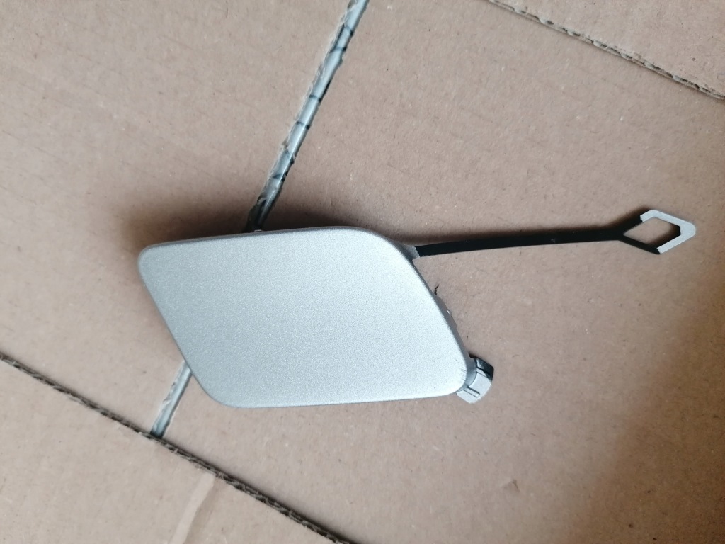 A3 8v sedan заглушка hak бампер перед oryg 8v5807241 Доставка