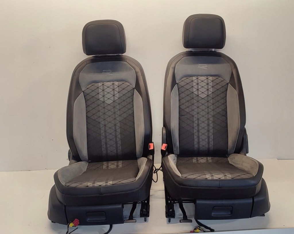 Vw tiguan 2 сиденья заднее сиденье r-line подогрев Киев