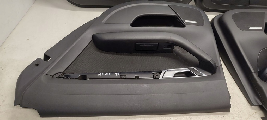 фото №9, Обшивки обшивка комплект audi a6 c6 3,0 tdi kombi