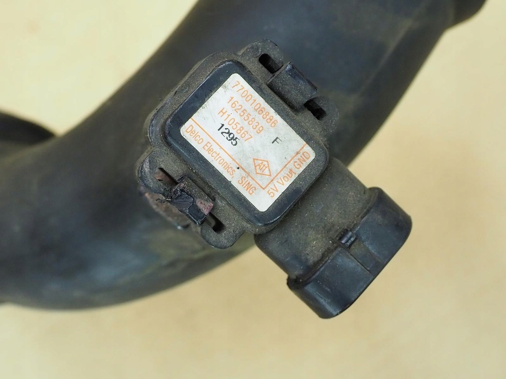 фото №11, Труба воздуха renault vel satis 2.0 t 16v