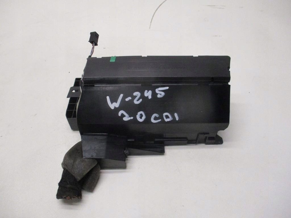 фото №1, Коробка запобіжників mercedes w245 2.0 cdi