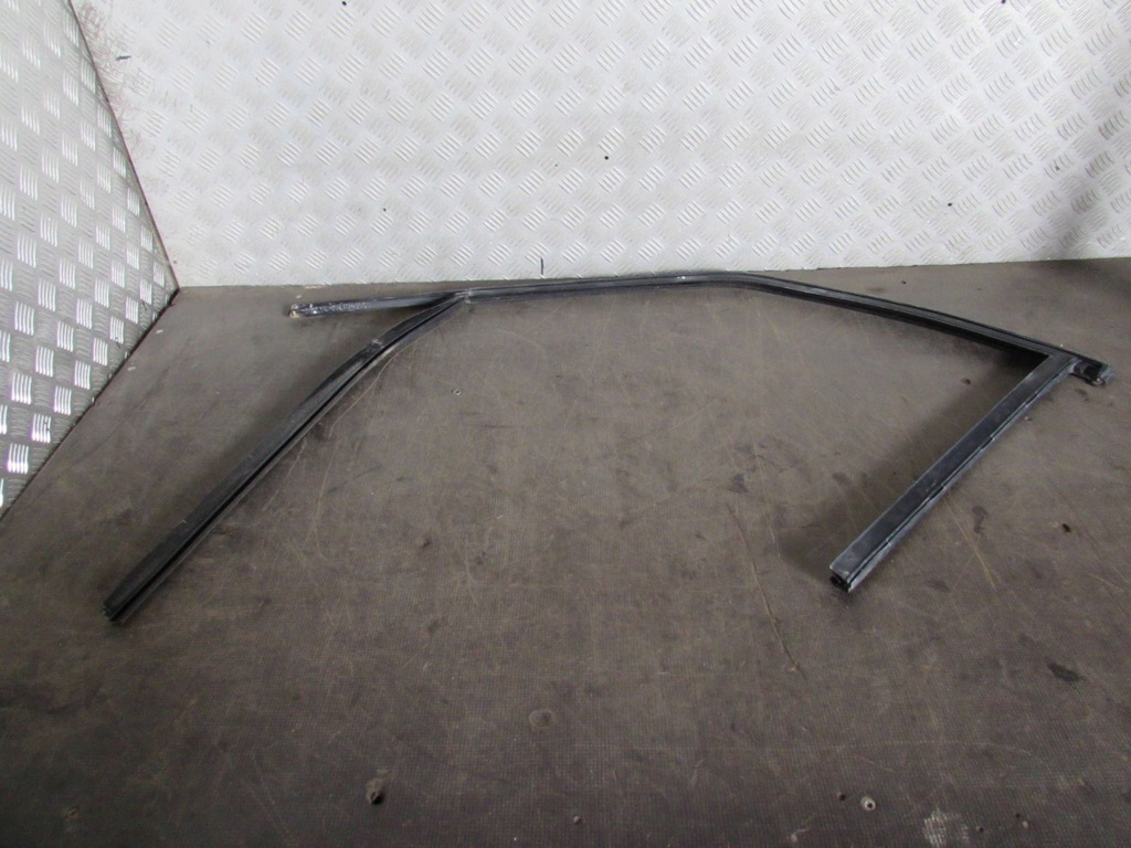 фото №7, Рамка прокладка дверь правый перед ford s-max 06-10