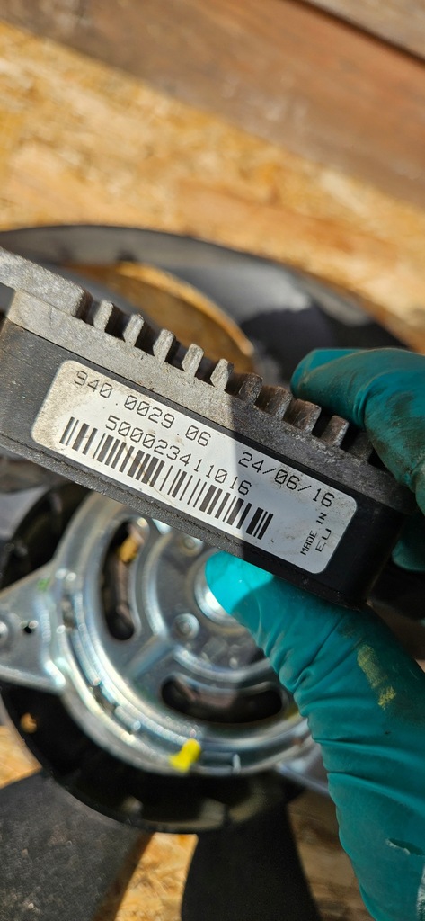 фото №9, Ford focus mk3 1.5 1.6 tdci модуль вентилятора вентилятор 940002906