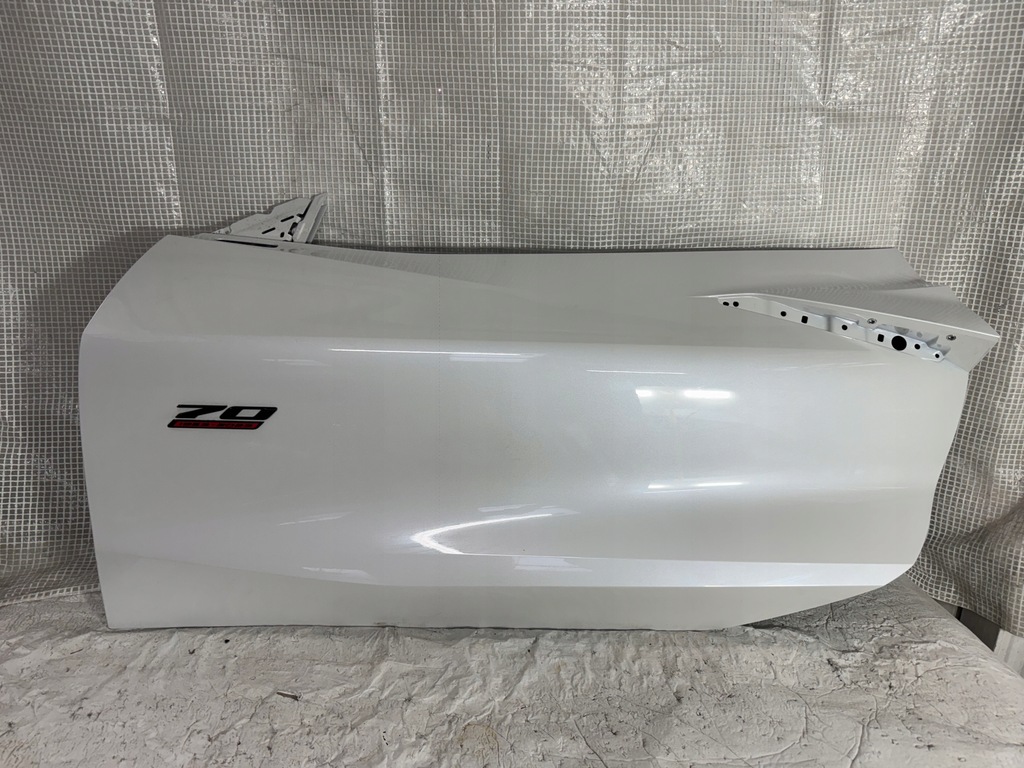 фото №1, Chevrolet corvette c8 ліва передні двері