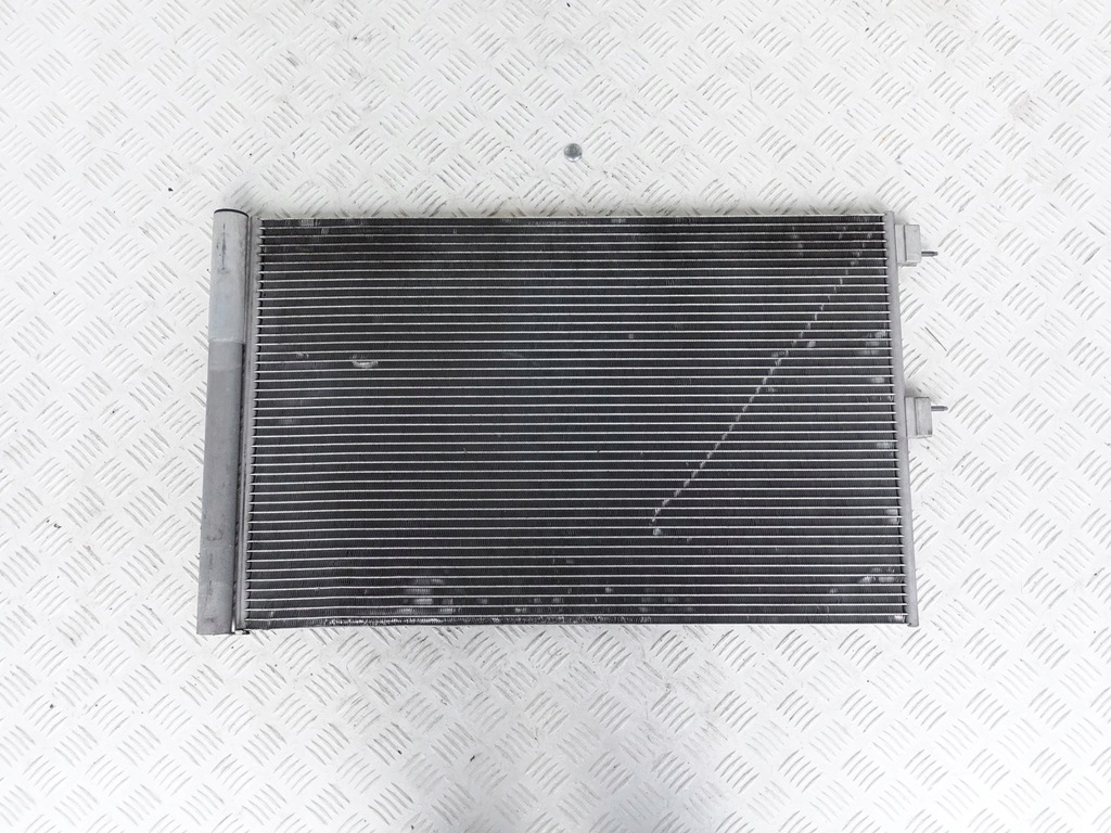 фото №1, Mercedes w176 w117 x156 amg 45 конденсатор