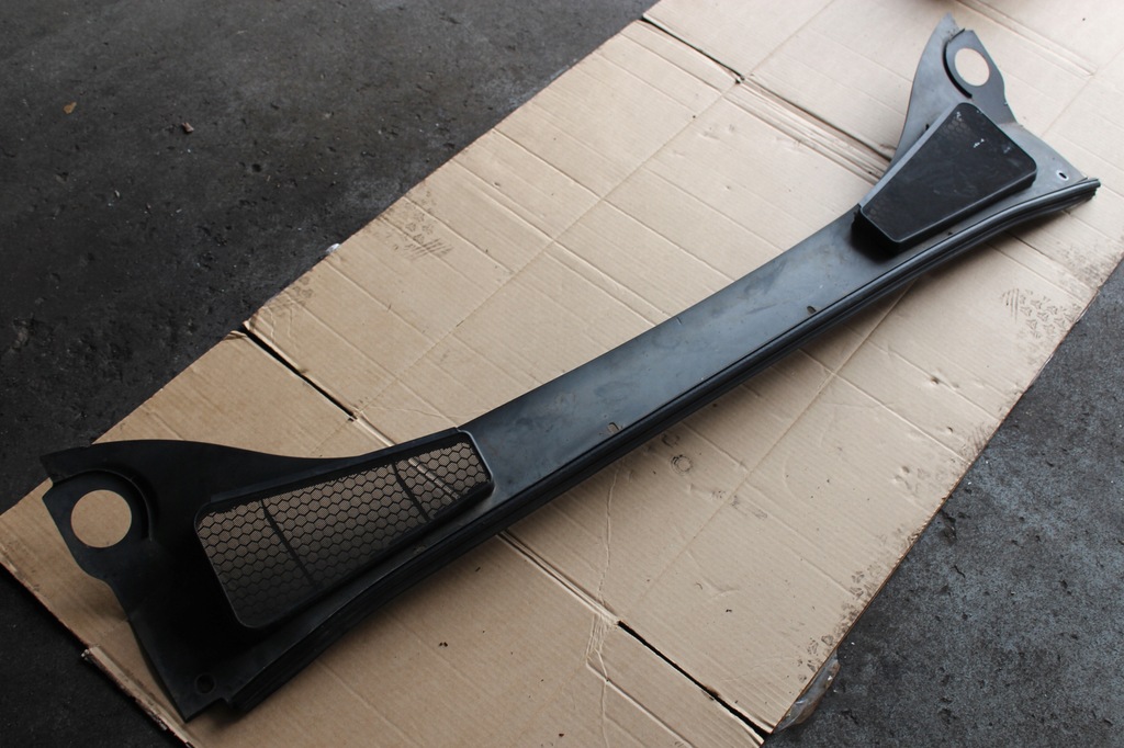 фото №1, Ford focus mk3 жабо пластиковий europa