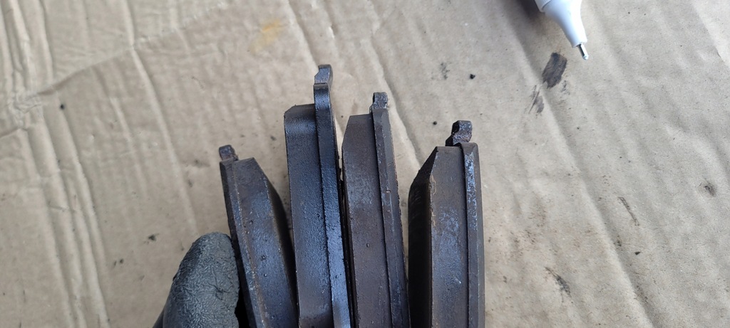 фото №6, A6 c7 4g a7 гальмівні колодки гальмівні 330mm задня 3.0 tfsi s4 b8 sq5 s5