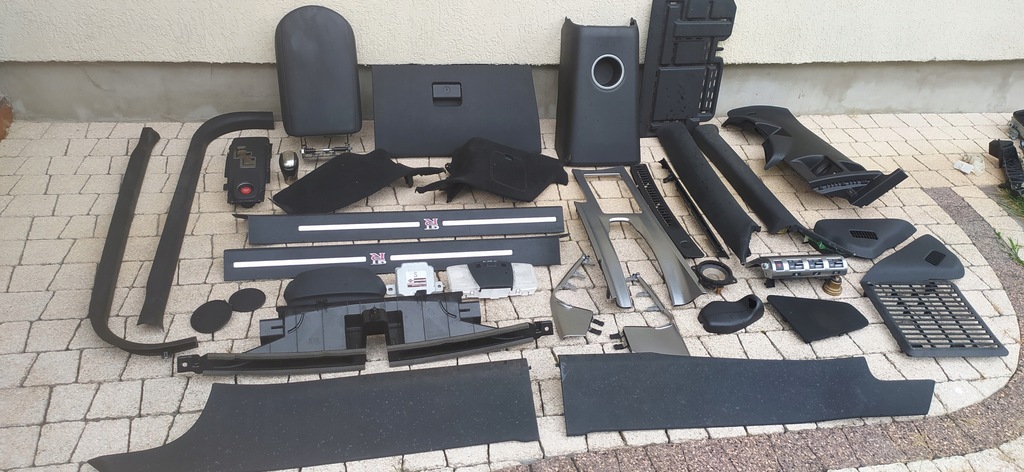 фото №7, Пластики элементы салона nissan gtr r35