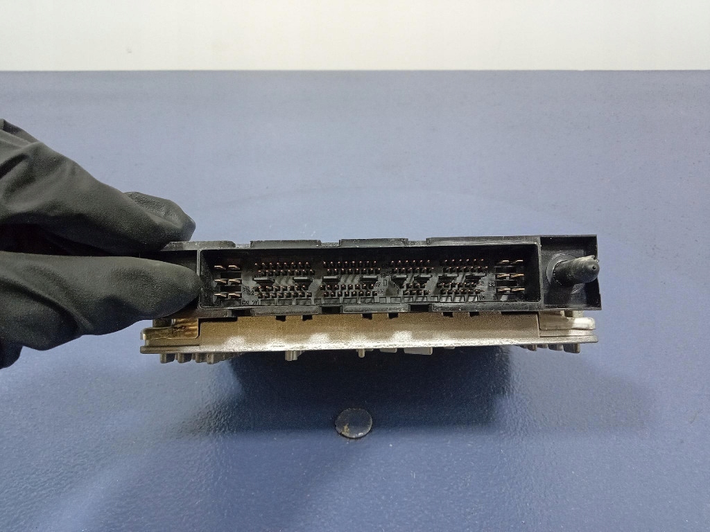 Volvo s80 1 рестайлінг  2.9 r6 196km блок керування двигуна 08670169a b6294s2 Недорого