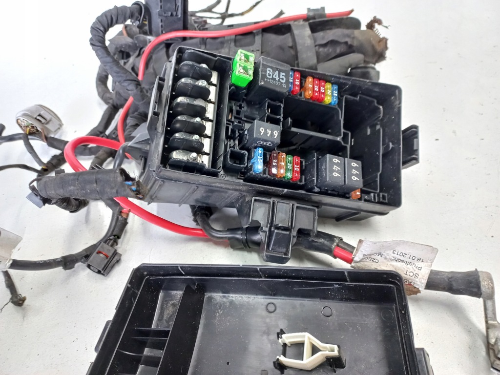 фото №3, Коробка предохранителей vw golf vii