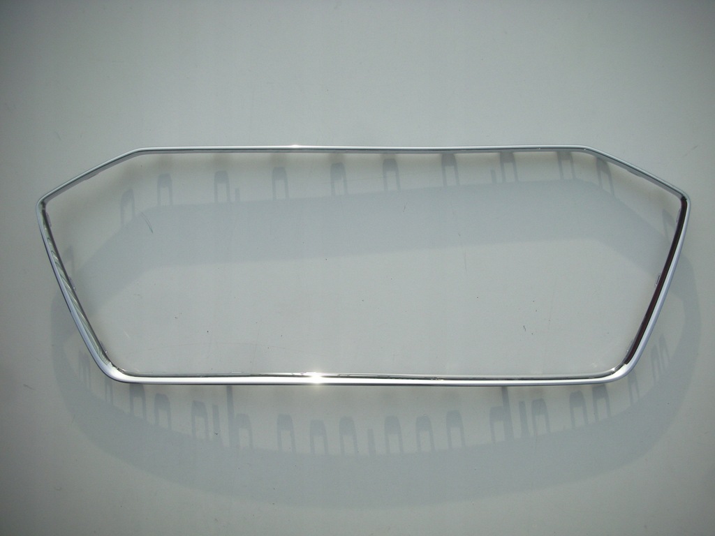 фото №1, Audi оригинальный номер 4k0853651c решётка радиатора решётка радиатора pdc