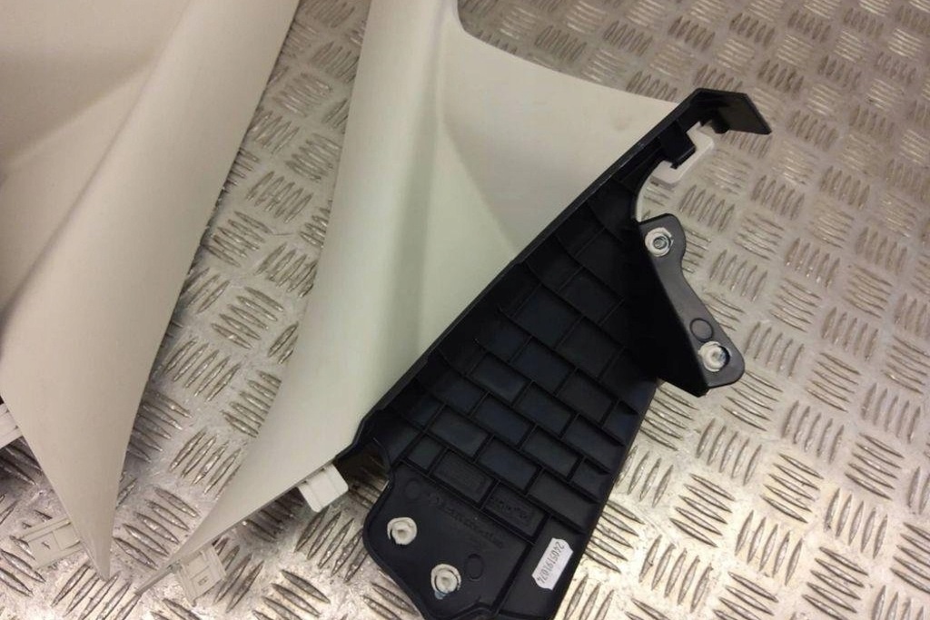 фото №14, Передня ліва захист стійка ford ecosport 8v5867288 1.0l бензиновий 92kw 2019