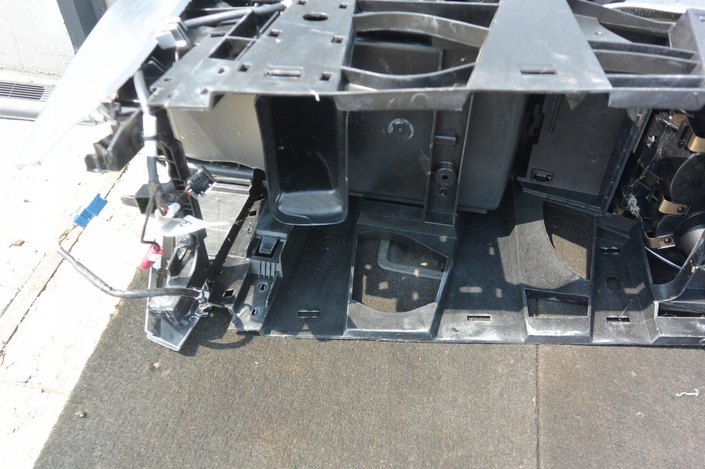 фото №13, Туннель средний перед кожа mercedes r w251