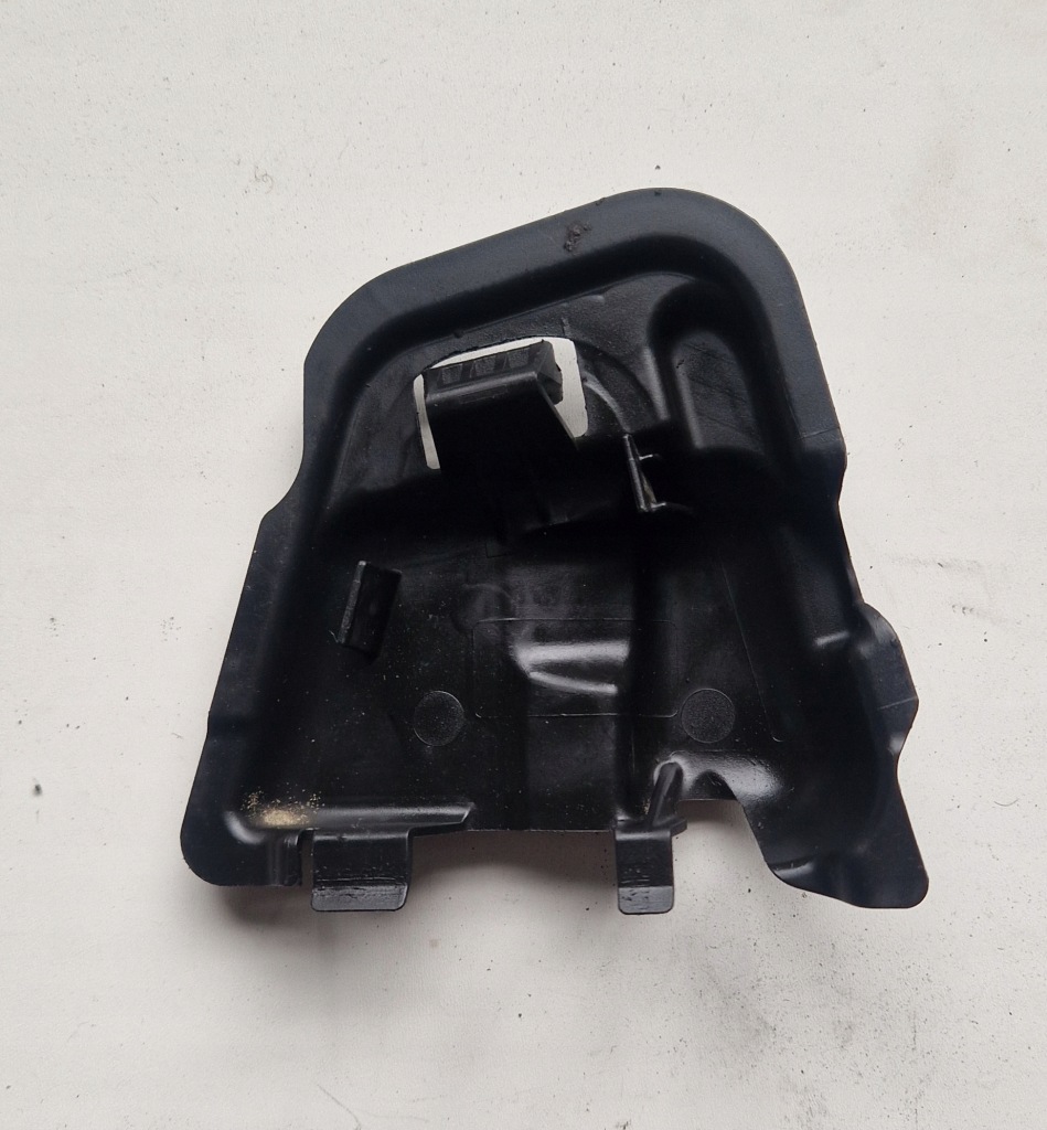 Купить Заглушка подкрылок левый перед защита кабели ниша оригинальный номер 51717127351 bmw seria 3