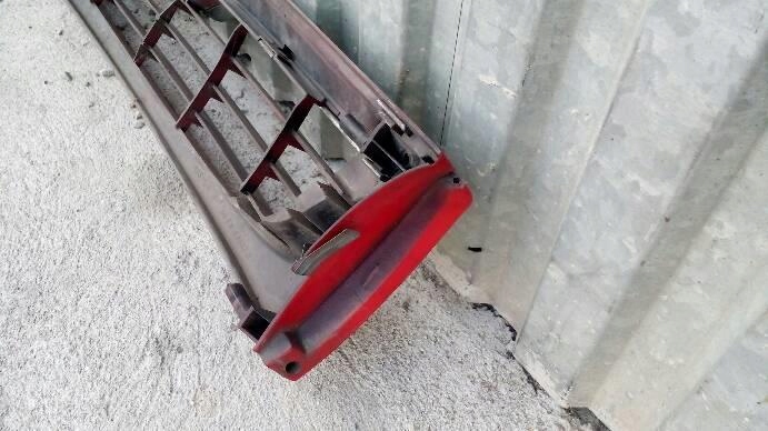 фото №3, Решітка радіатора решітка радіатора mazda 121 1996r.