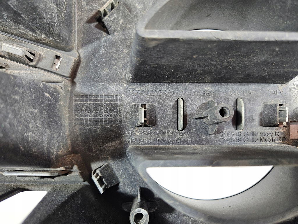 фото №10, Решётка радиатора решётка радиатора перед передний volvo xc60 i lift 31333832 org