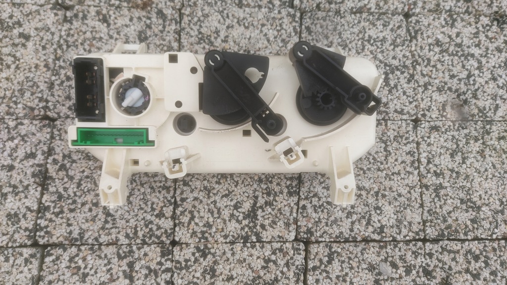 фото №2, Панель управление nawiewem-renault thalia; clio ii с кондиционер