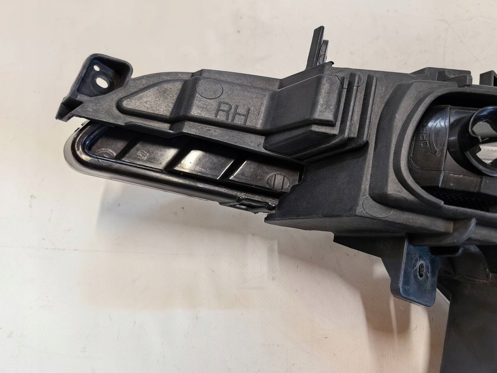 фото №9, Kia sportage iii- противотуманная фара правый polecam