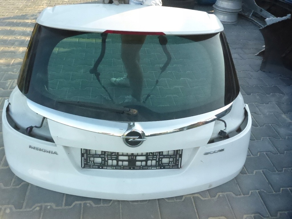 фото №1, Opel insignia a kombi кришка багажника задня задня оригінал