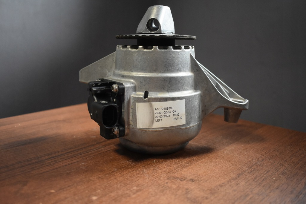 фото №1, Idealna подушка двигуна ліва mercedes w167 1