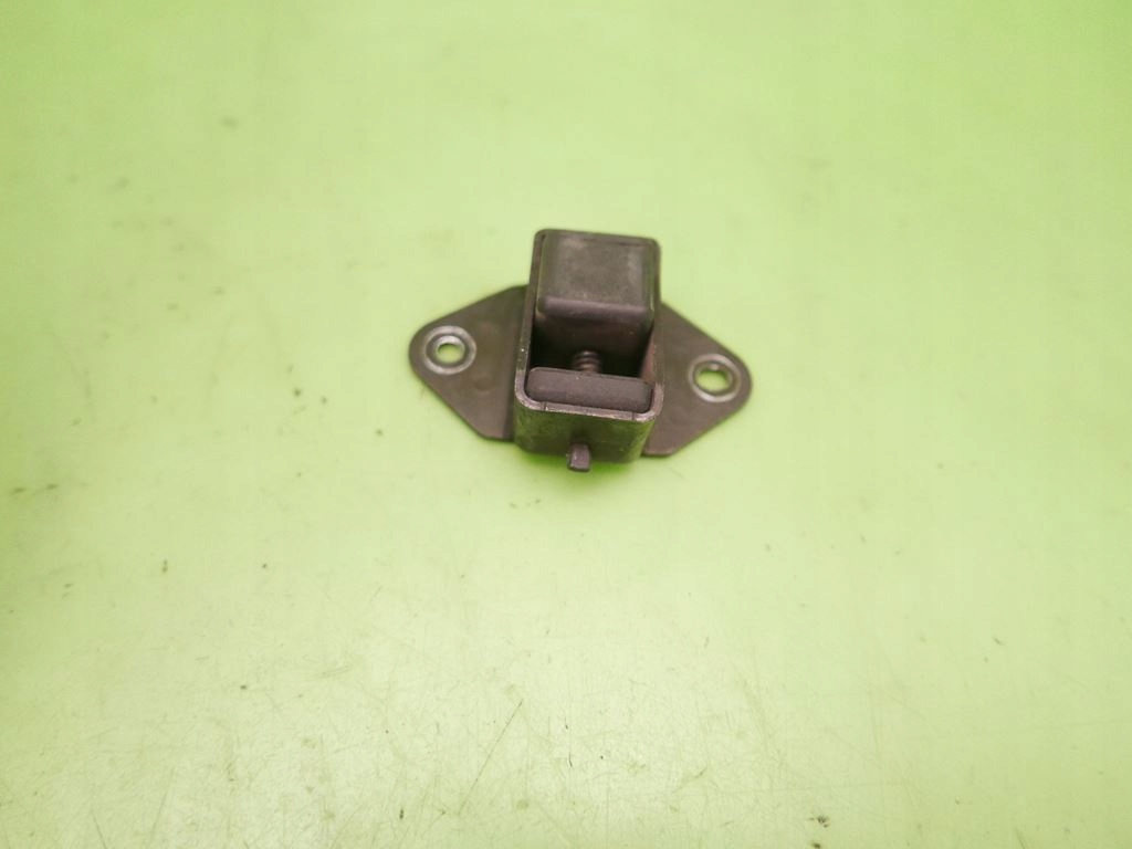 фото №5, Отбойник крышки задняя правый kia carnival i fl 01-05