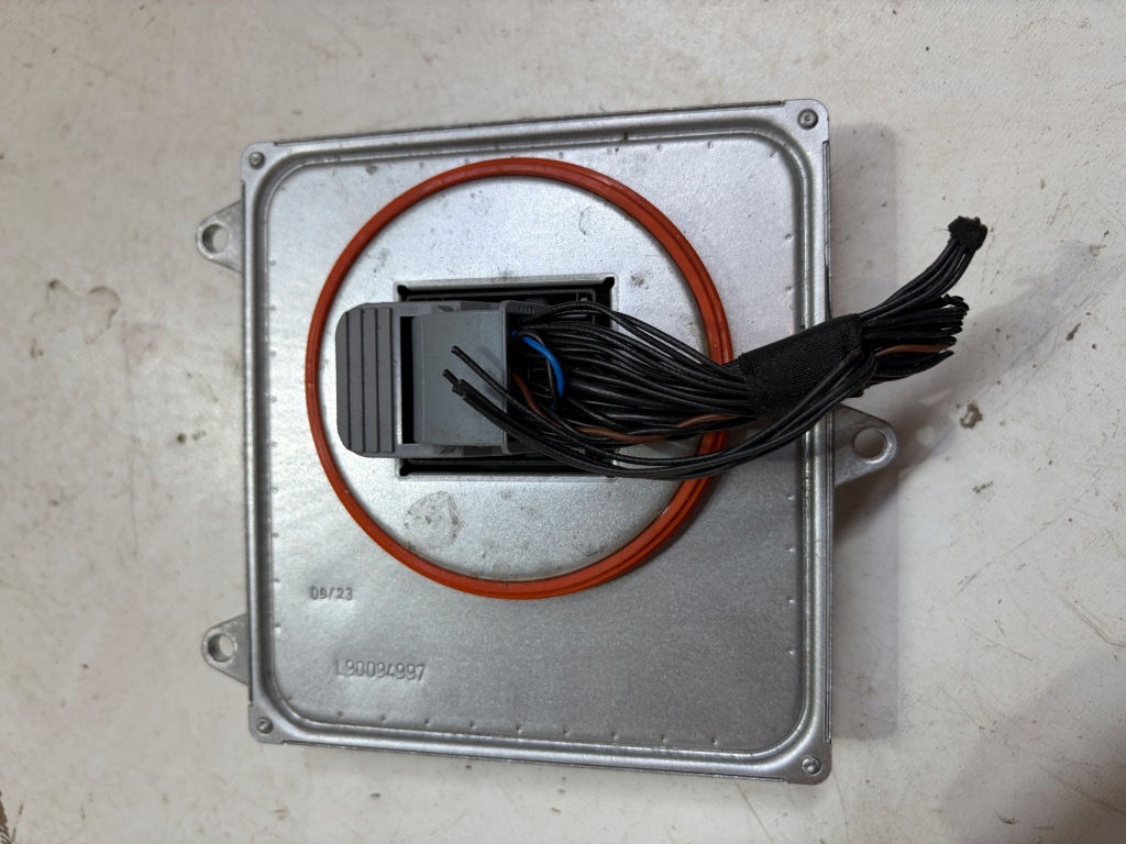 Купить Opel corsa f l90194244 модуль блок розжига фары led
