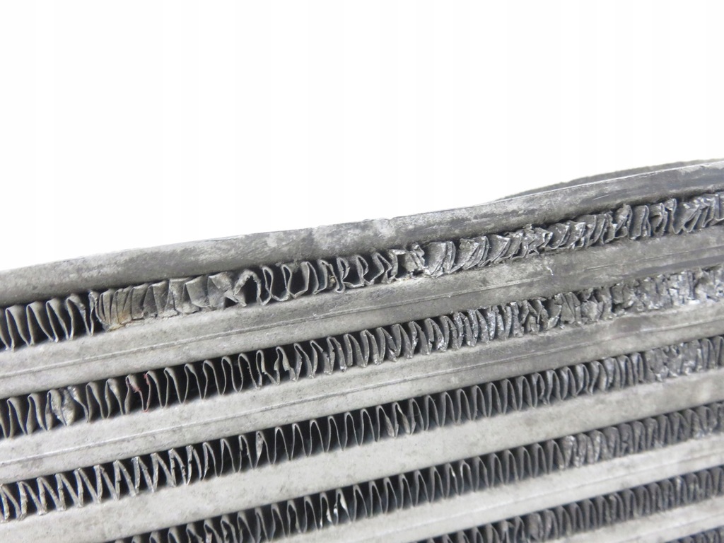 фото №8, Интеркулер renault master ii 2.5 dci