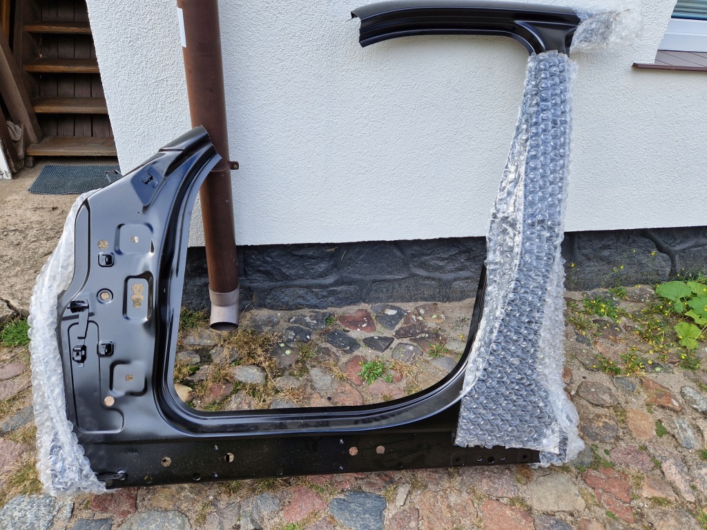 фото №12, Bmw x5 f15 f85 блок двигателя a наружный левый порог 7352057.