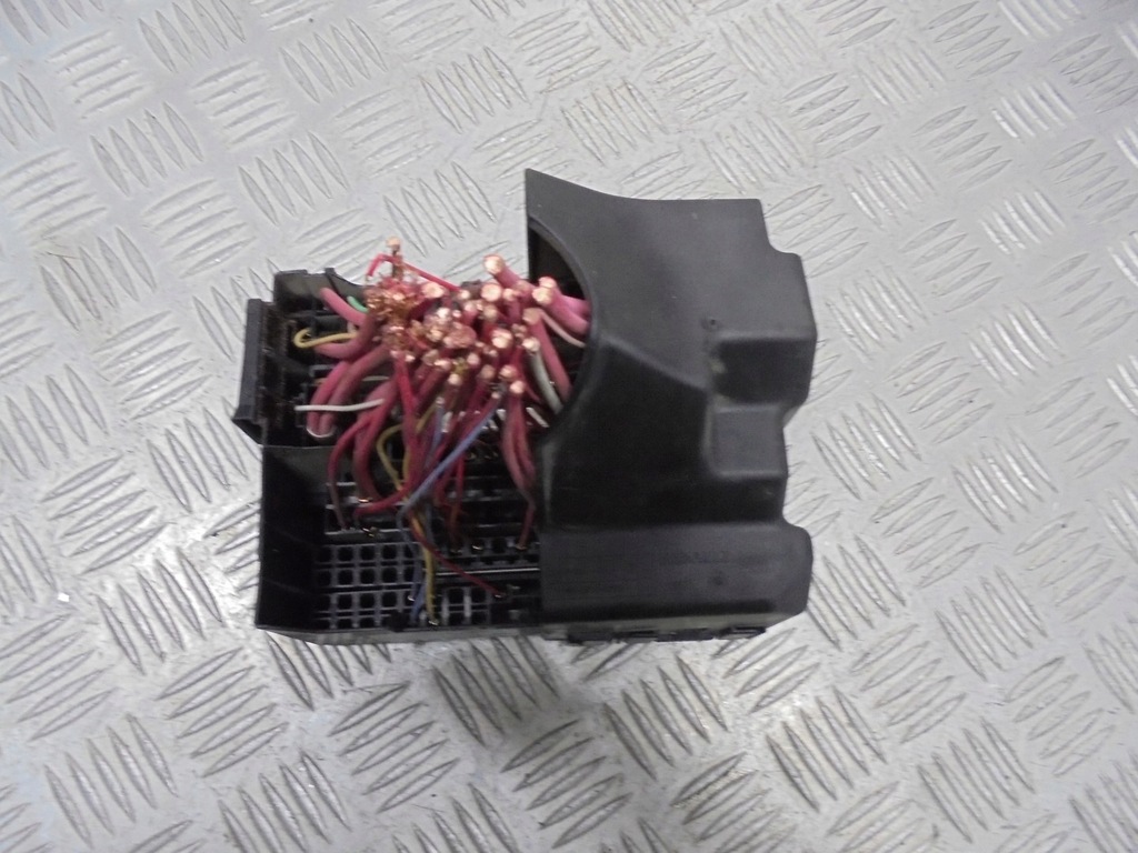 фото №3, Коробка предохранителей renault laguna iii 2.0 dci