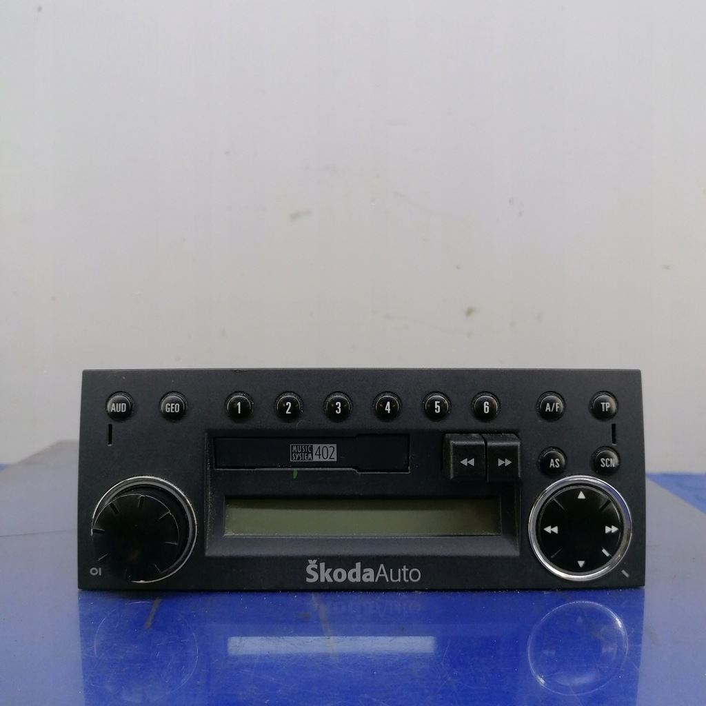 фото №1, Skoda fabia i радіо касета 6y0035160a