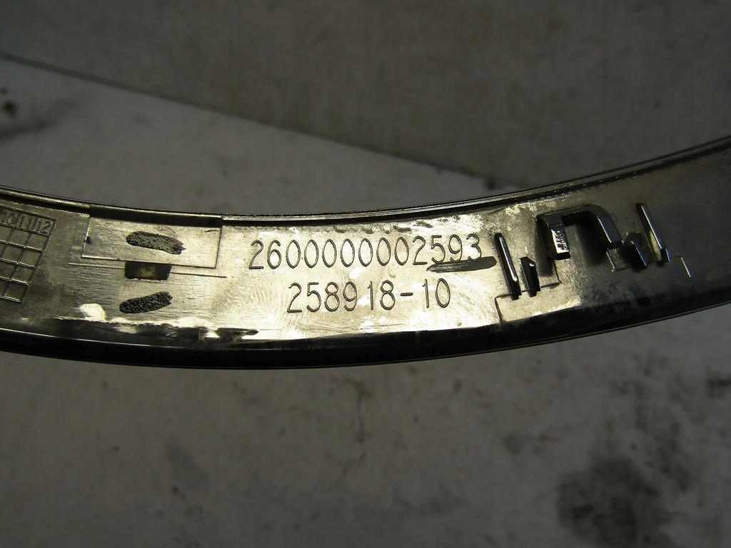 фото №14, Mini f55 f56 молдинг хром рамка лампы правый перед 25891810