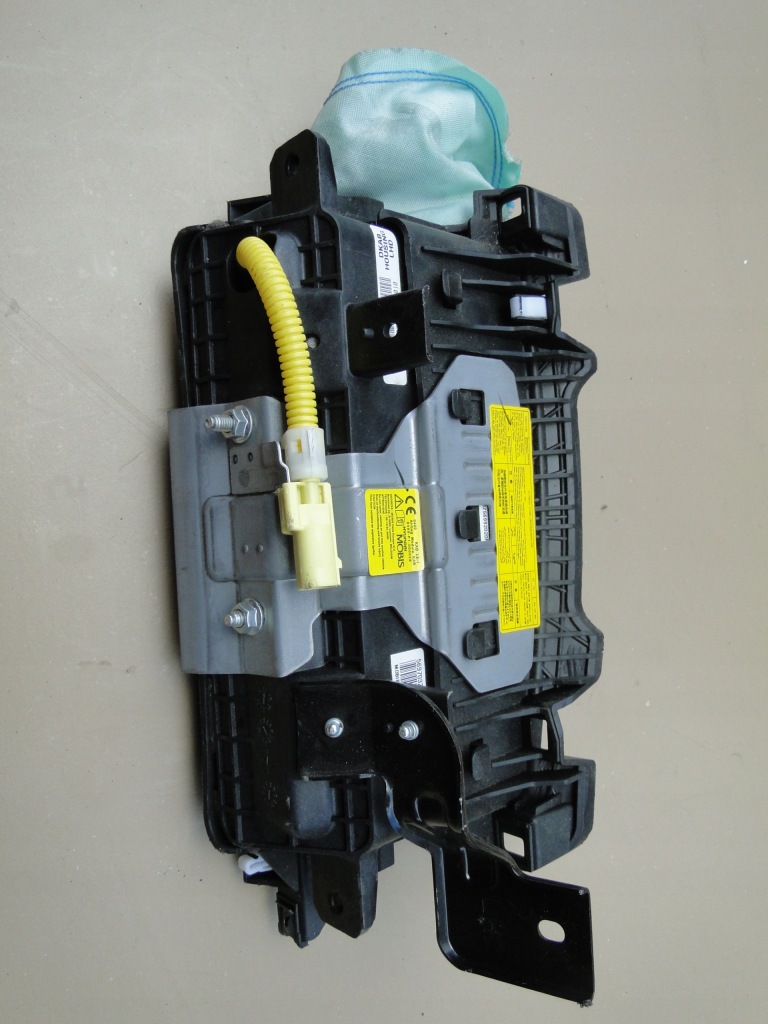 фото №4, Hyundai i40 подушка воздушная коленная