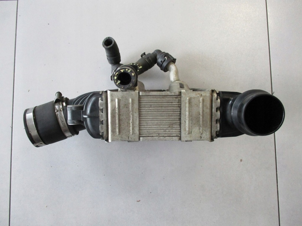 фото №4, Інтеркулер інтеркулер jaguar f pace xe 2,0d