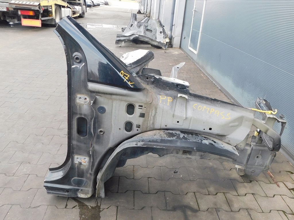 фото №3, Jeep compass i 2007r четверть правый перед