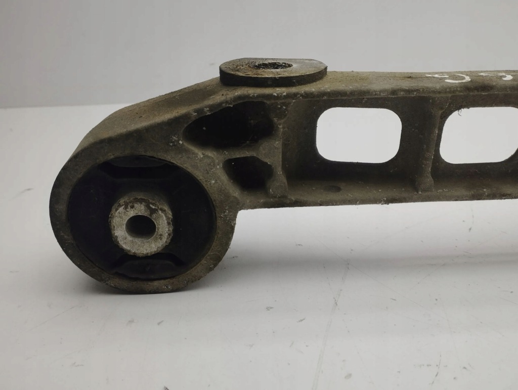 Mercedes-benz vito viano w639 2005 кронштейн заднего дифференциал Киев