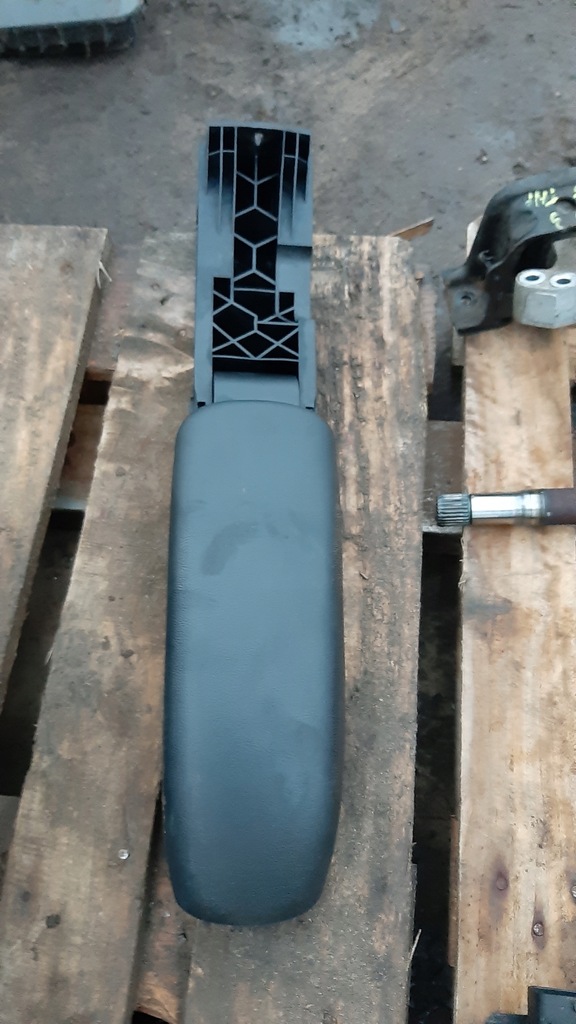 фото №1, Підлокітник citroen ds3