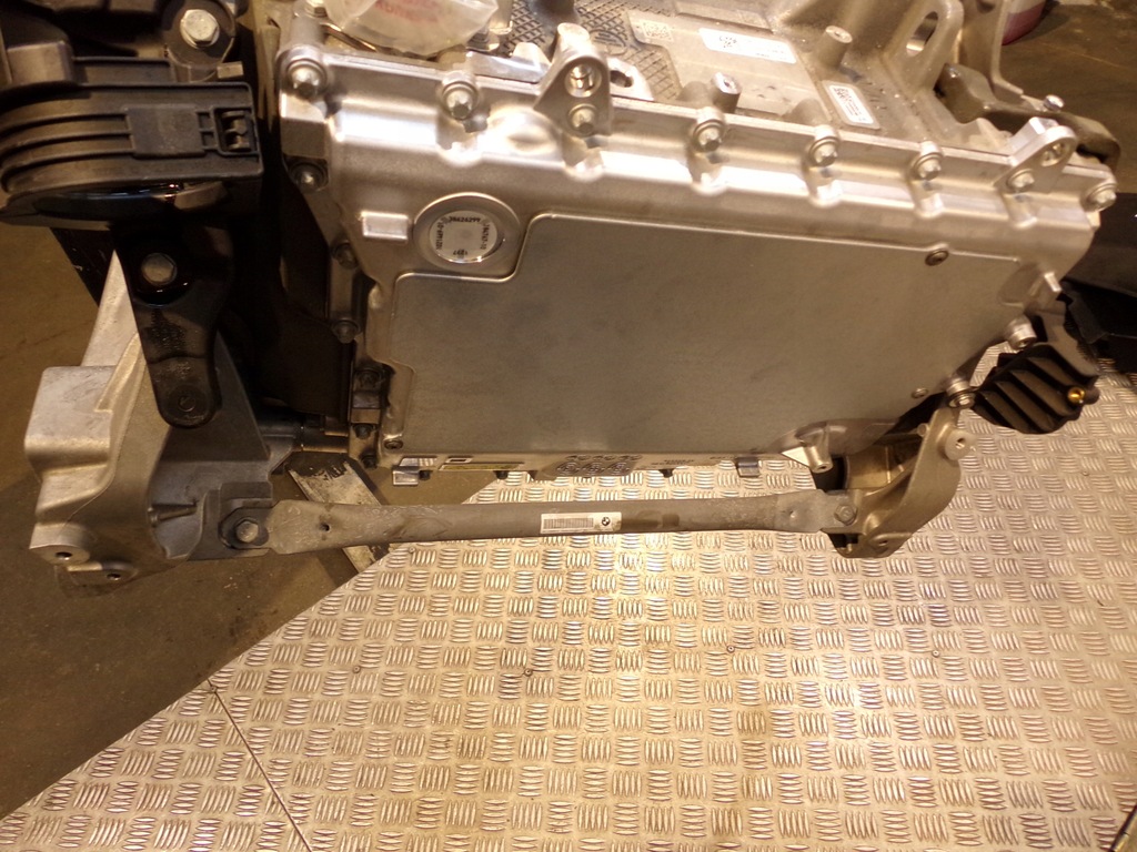 фото №14, Bmw ix i20 двигатель электрический перед 220lr xe2