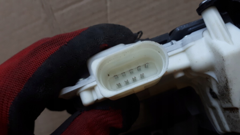 фото №7, S6 c7 4g a6 замок дверь правый задняя 9 pin 4g0839016a