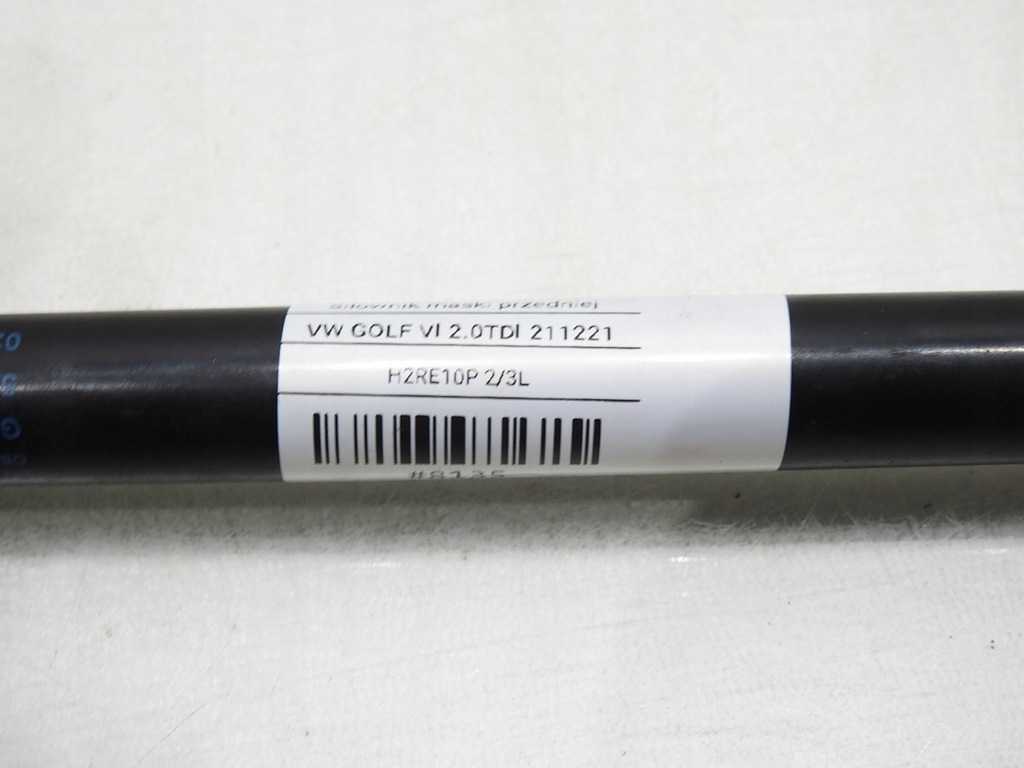 фото №8, Привід амортизатор капот vw golf vi