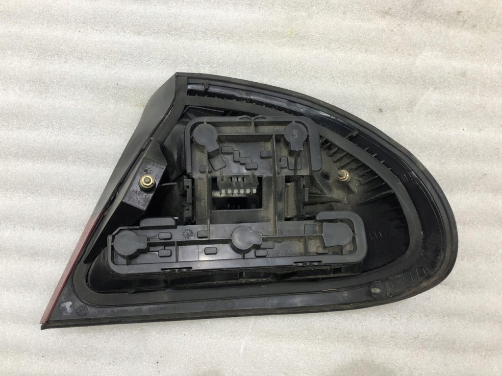 Лампа ліва лівий задній задня opel tigra 90482000 в Україні