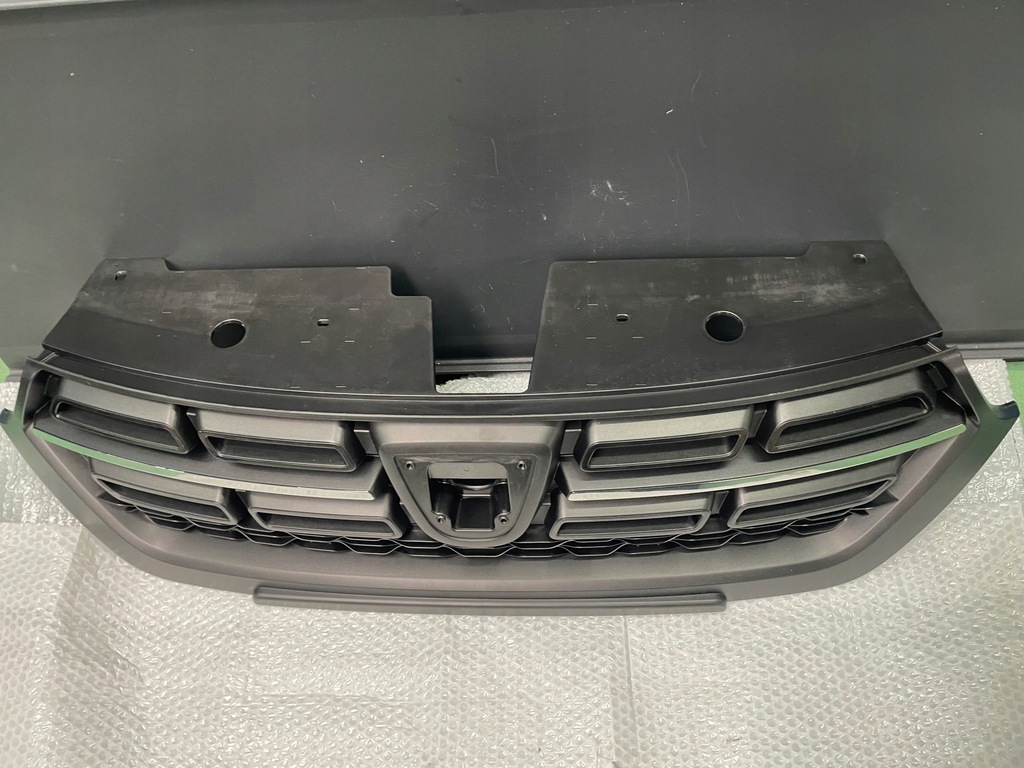 фото №7, Решётка радиатора решётка радиатора радиатора dacia dokker lodgy lift 623107630r новый оригинал