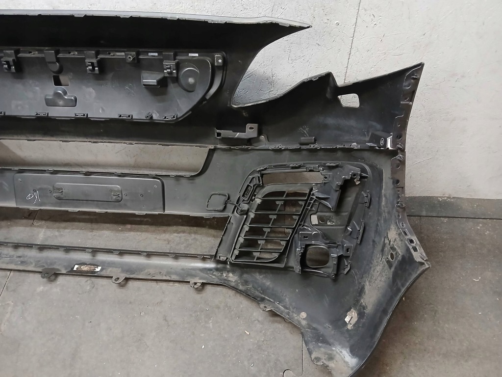 Бампер перед peugeot traveller 16- Киев