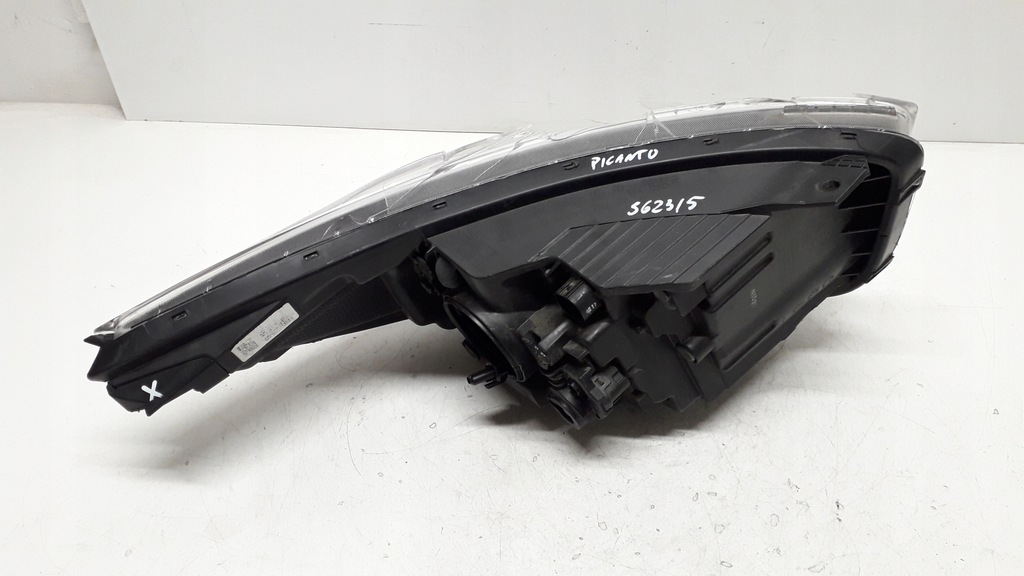 фото №14, Kia picanto 3 iii 17- лампа левая перед 92101-g63