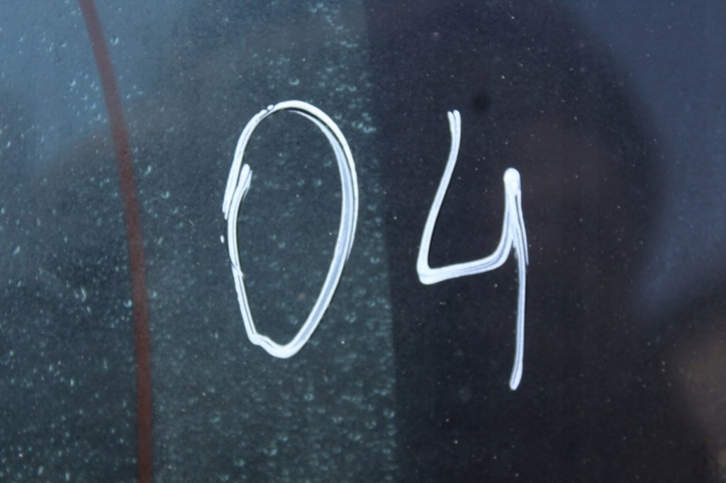 фото №6, Peugeot 107 5d 1.0 рычаг правый перед