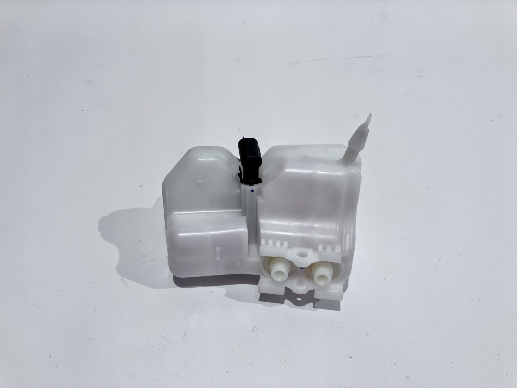 фото №1, Бак жидкость тормозной bmw 1 f40 1.5 d