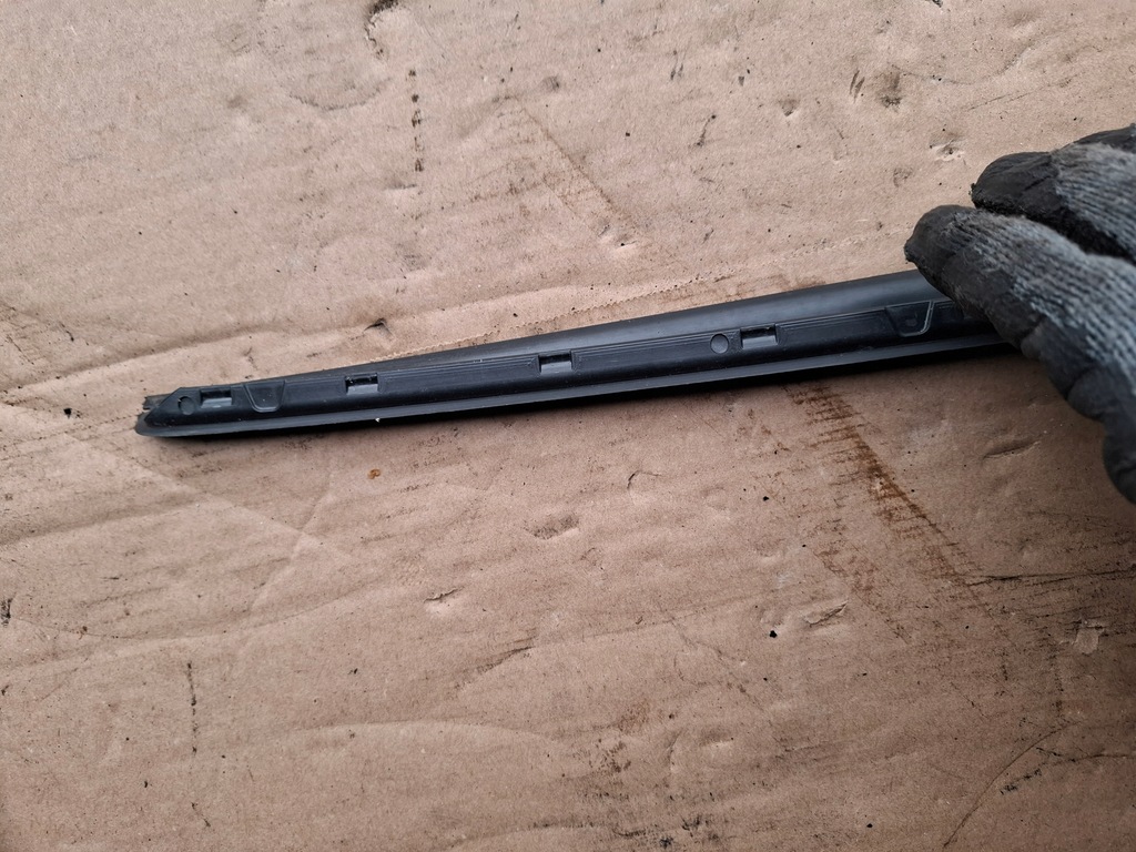 фото №7, Audi a6 c8 молдинг стекло лобовое левая 4k0854327