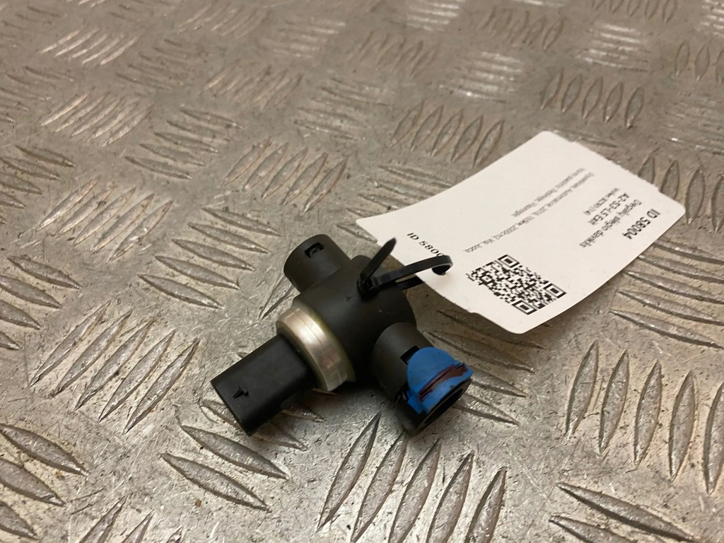 фото №8, Volvo xc90 2016 датчик тиску пального 31432653