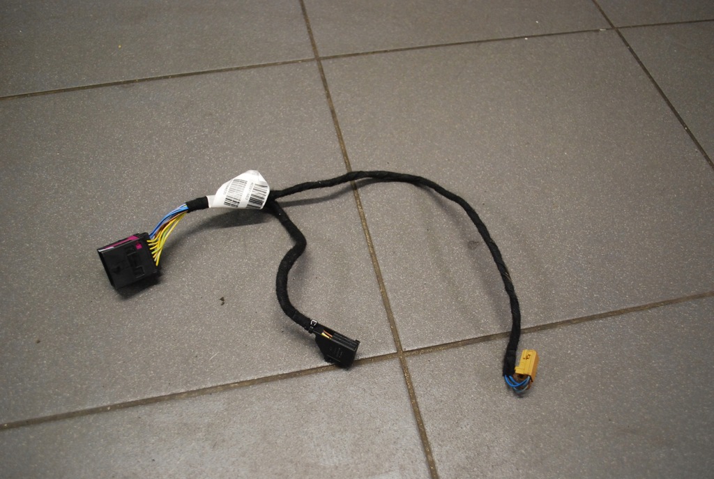 фото №1, Жгут обшивка дверь audi a8 d3 4e0971663